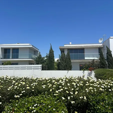 Villa Town Villa With Private Pool Larnaca
